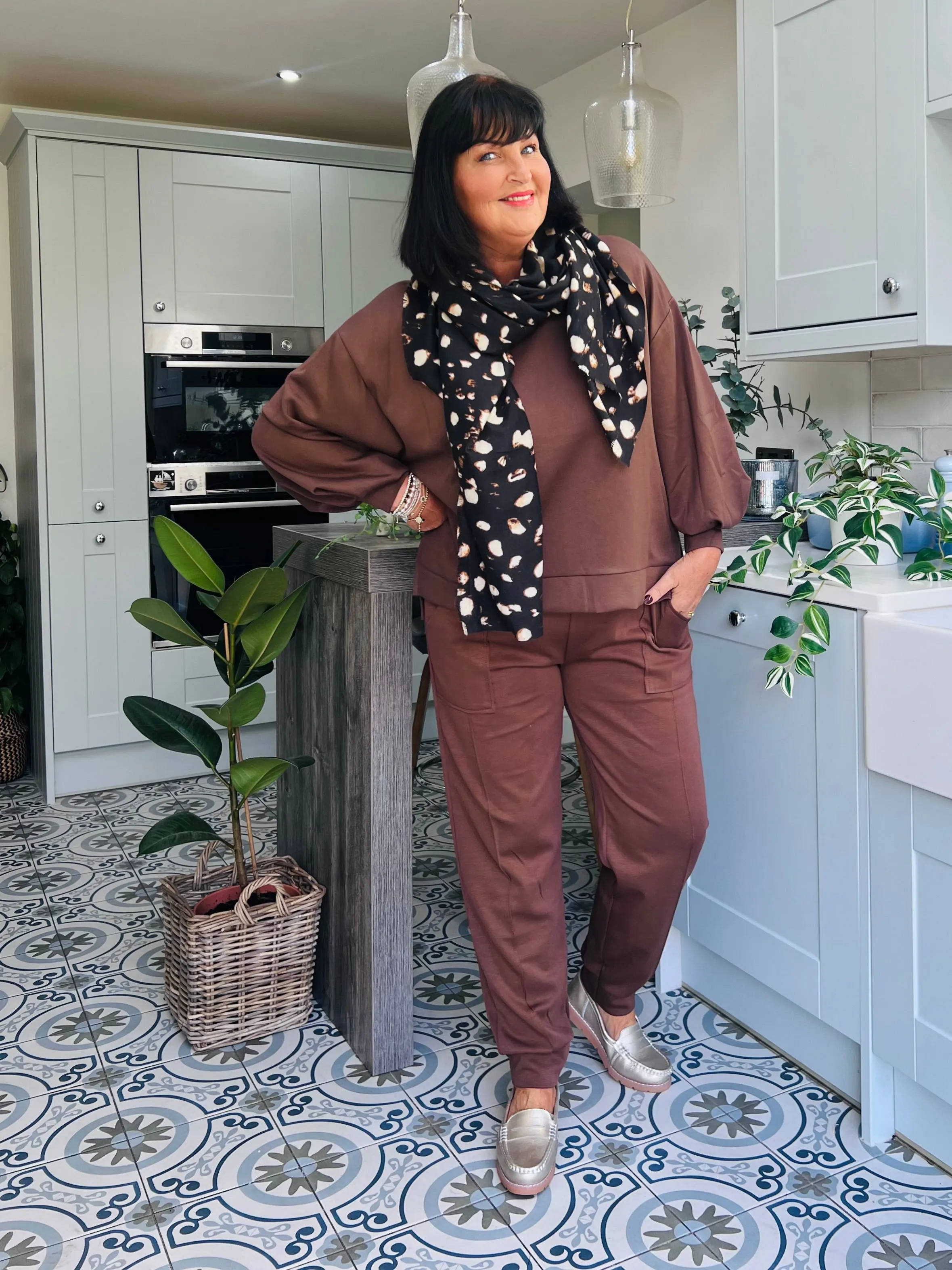 Chocolate Soft Comfort Sweatshirt Esme