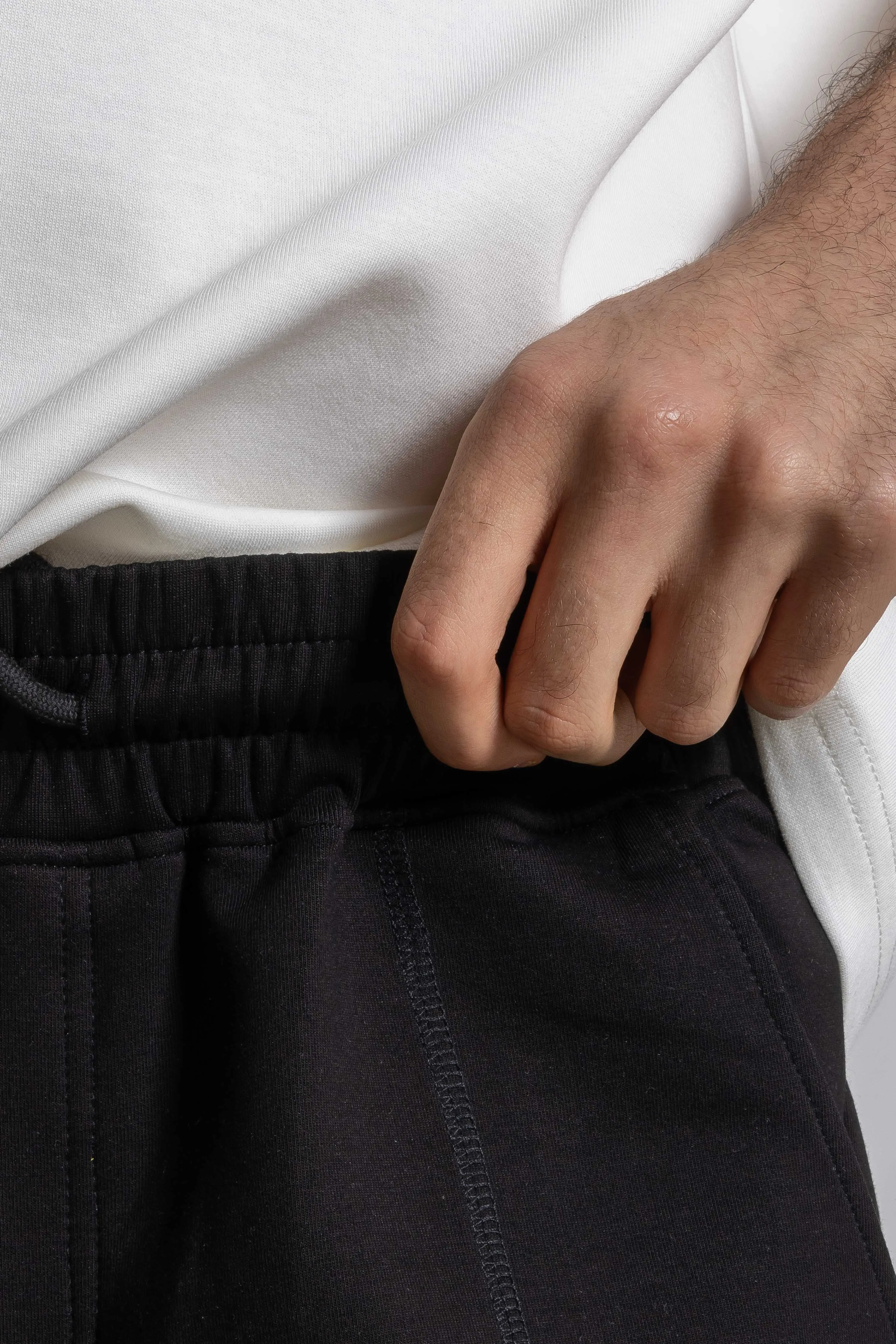 DETAILED SOFT MIDWEIGHT TROUSERS