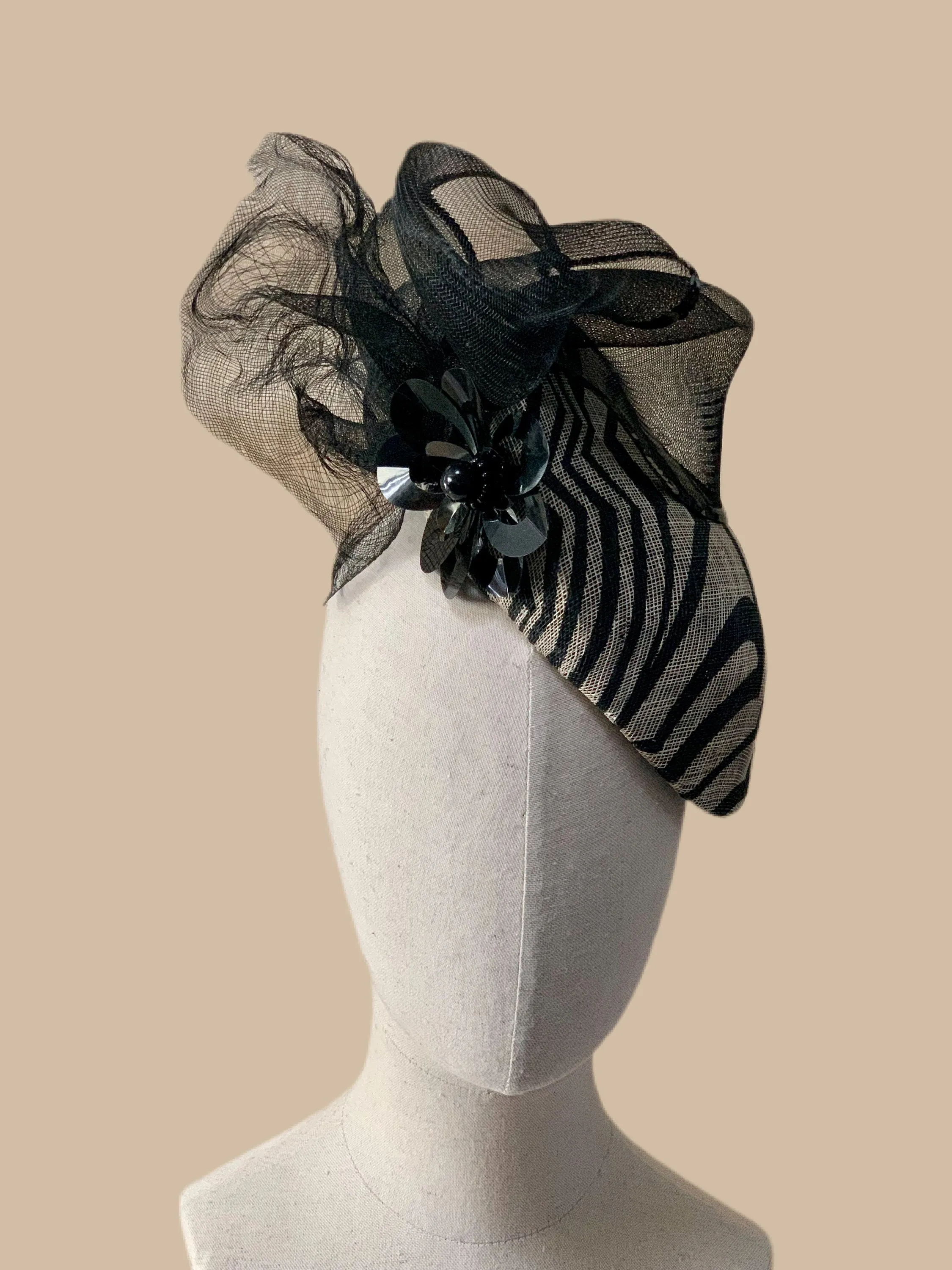 Elegant Fascinator