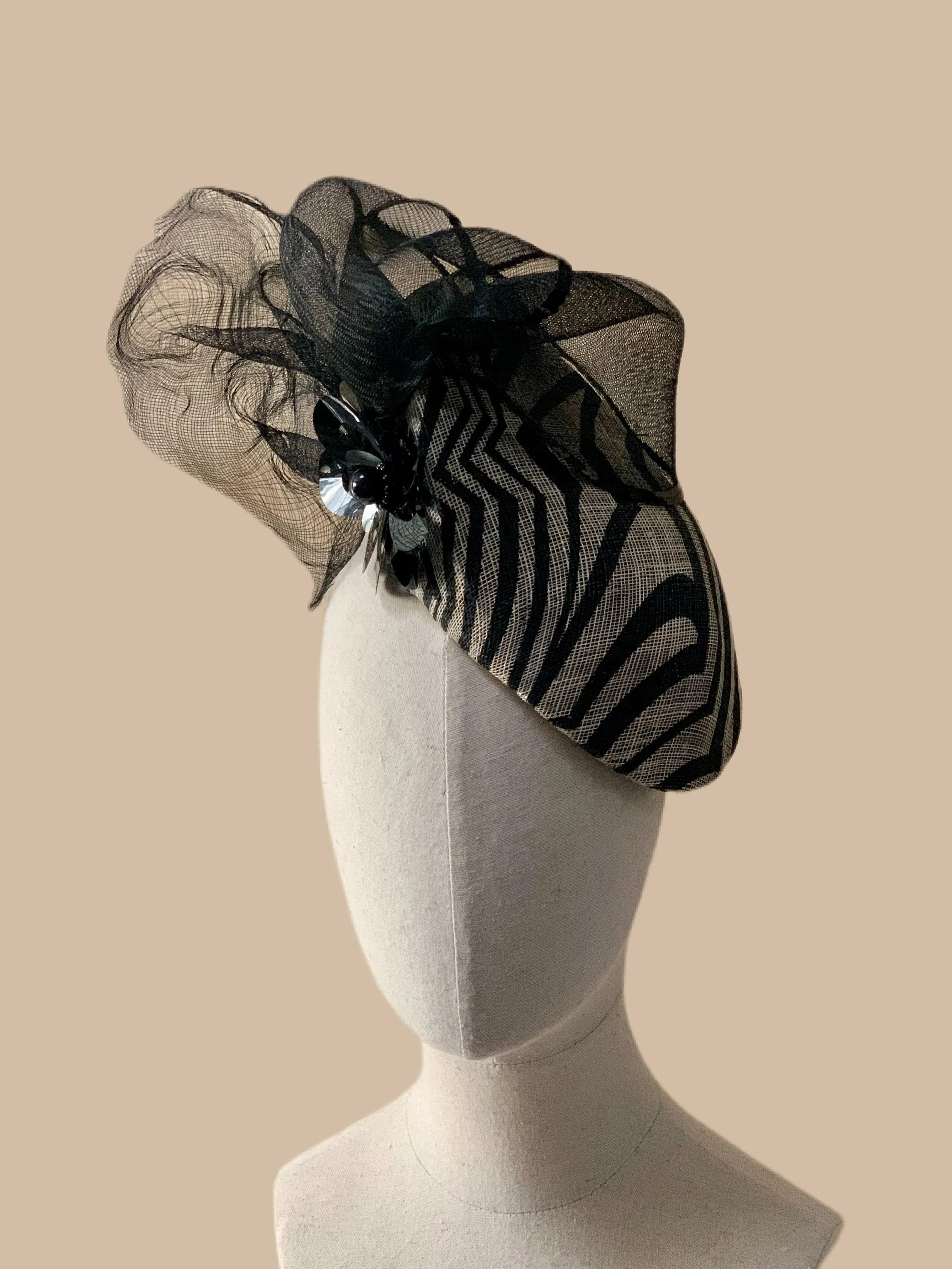 Elegant Fascinator