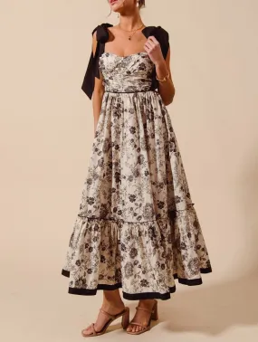Flowy Floral Feminine Dress with Contrast