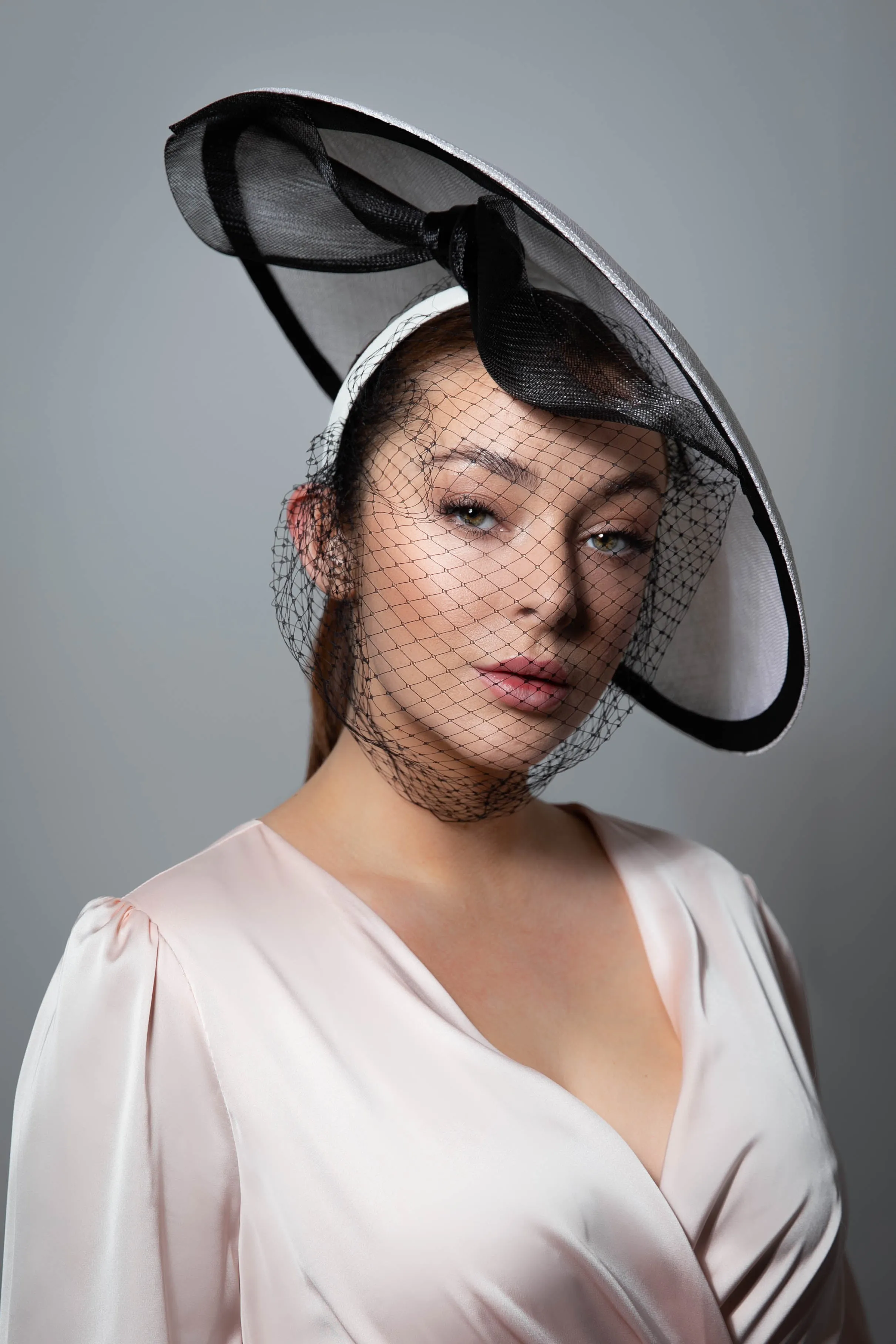 Saucer Hat with Bow Detail - Elan