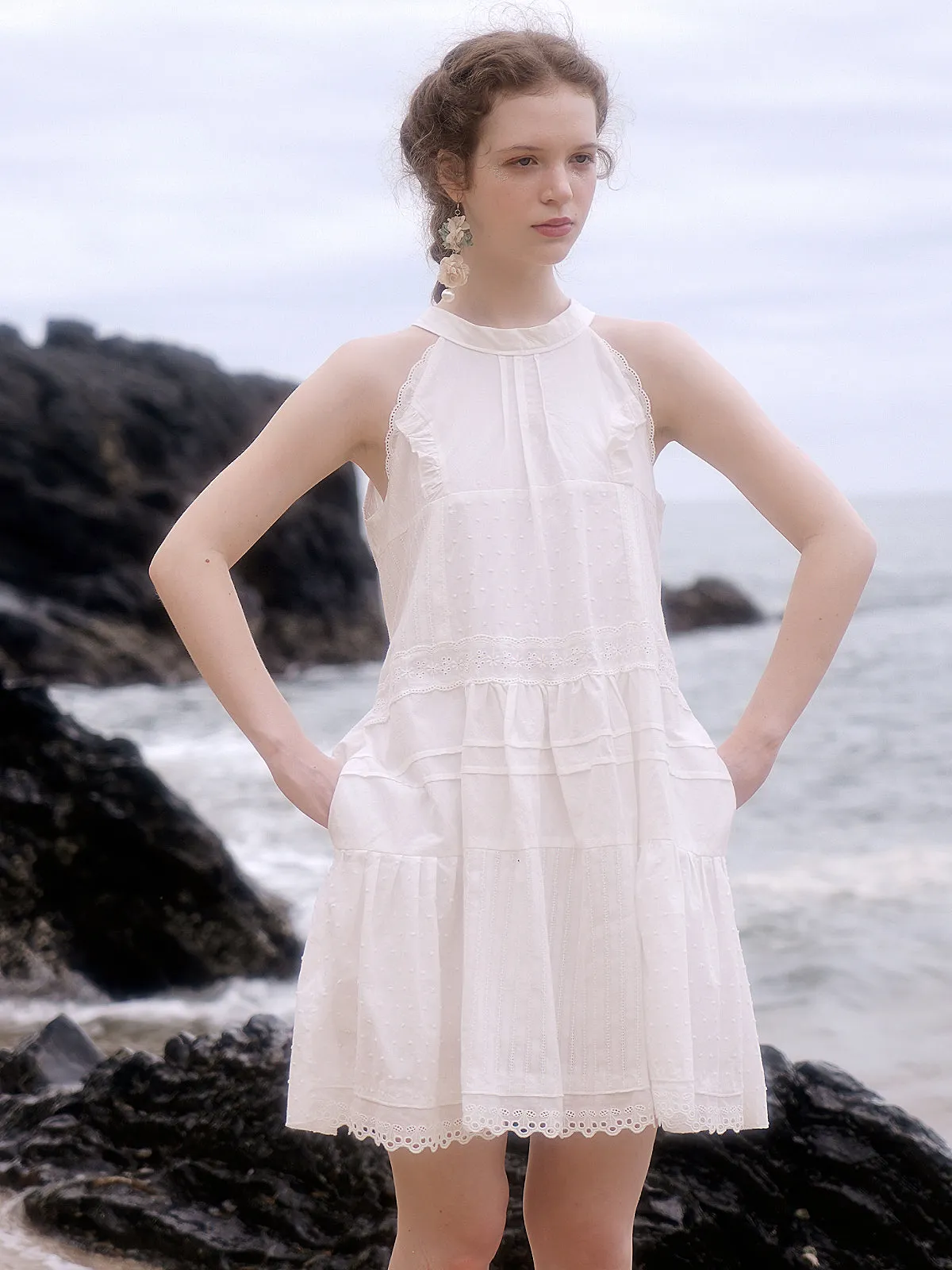 Sleeveless Lace Feminine Flare One-Piece