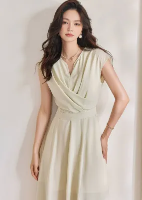 SLIM PLEATED HEM MIDI DRESS