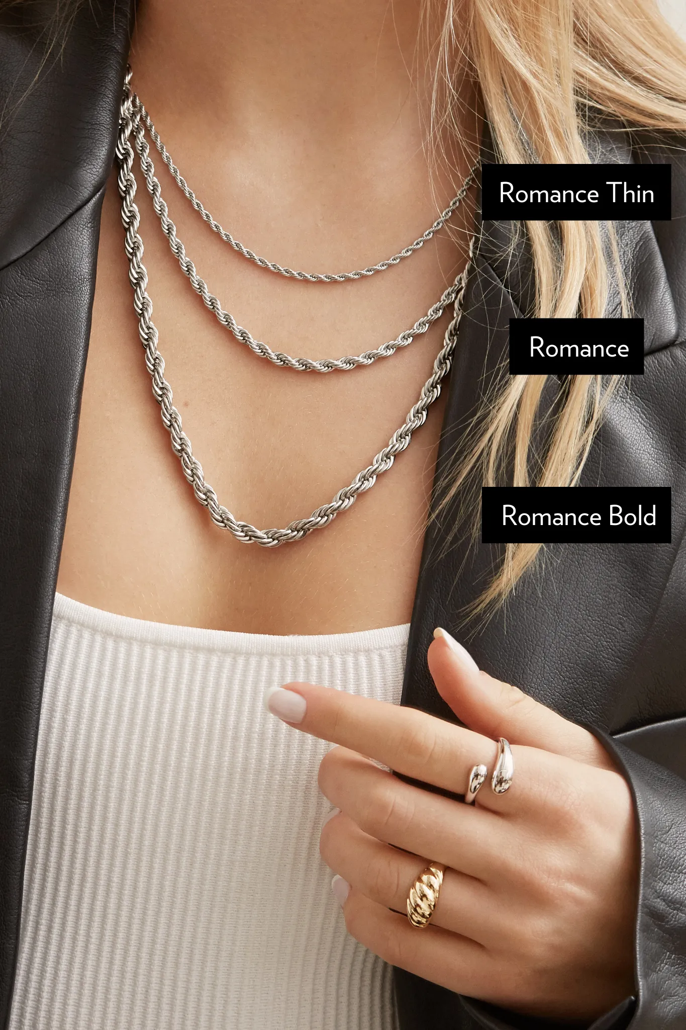 Thin Romance Necklace - Gold