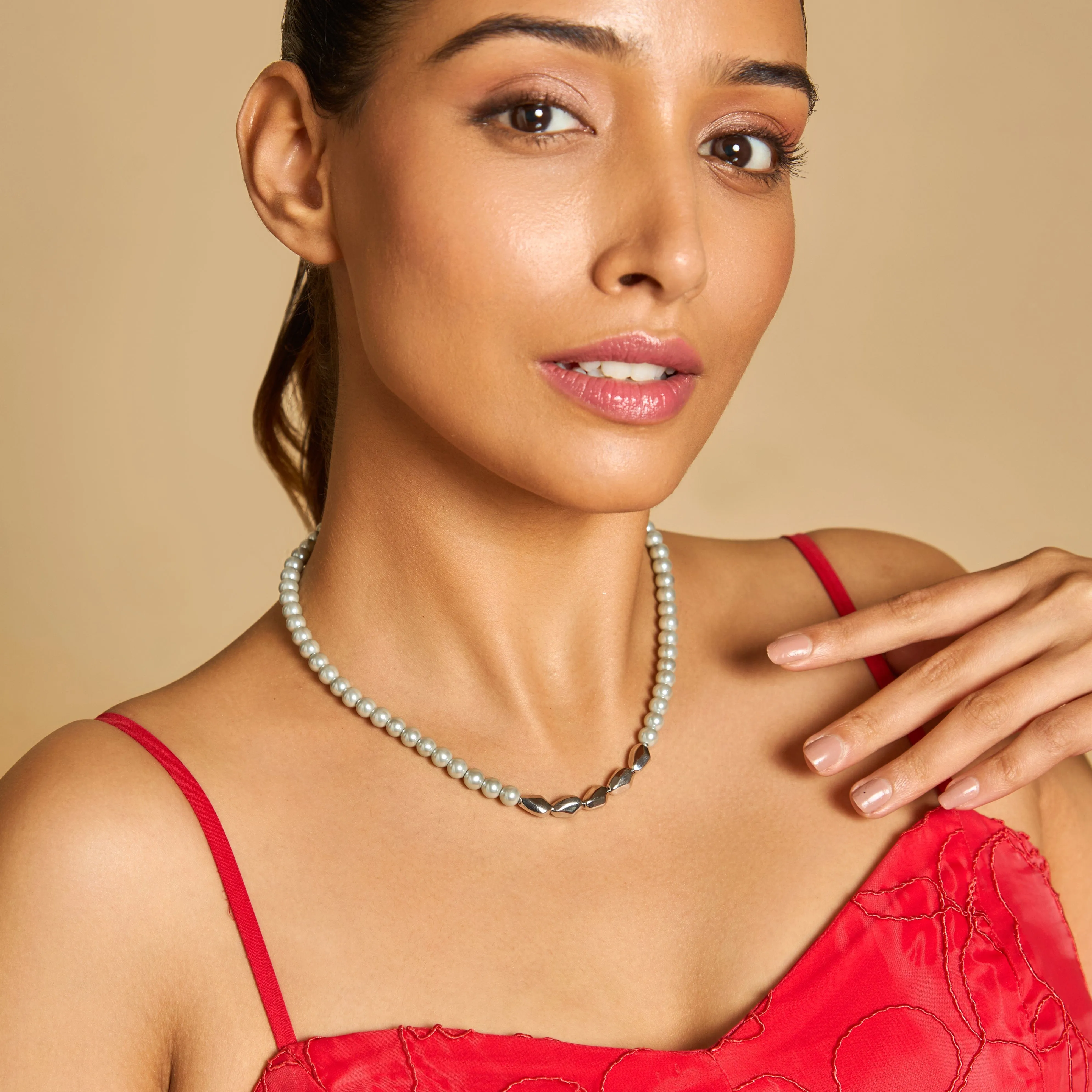 Trendy Pearl Necklace 174341