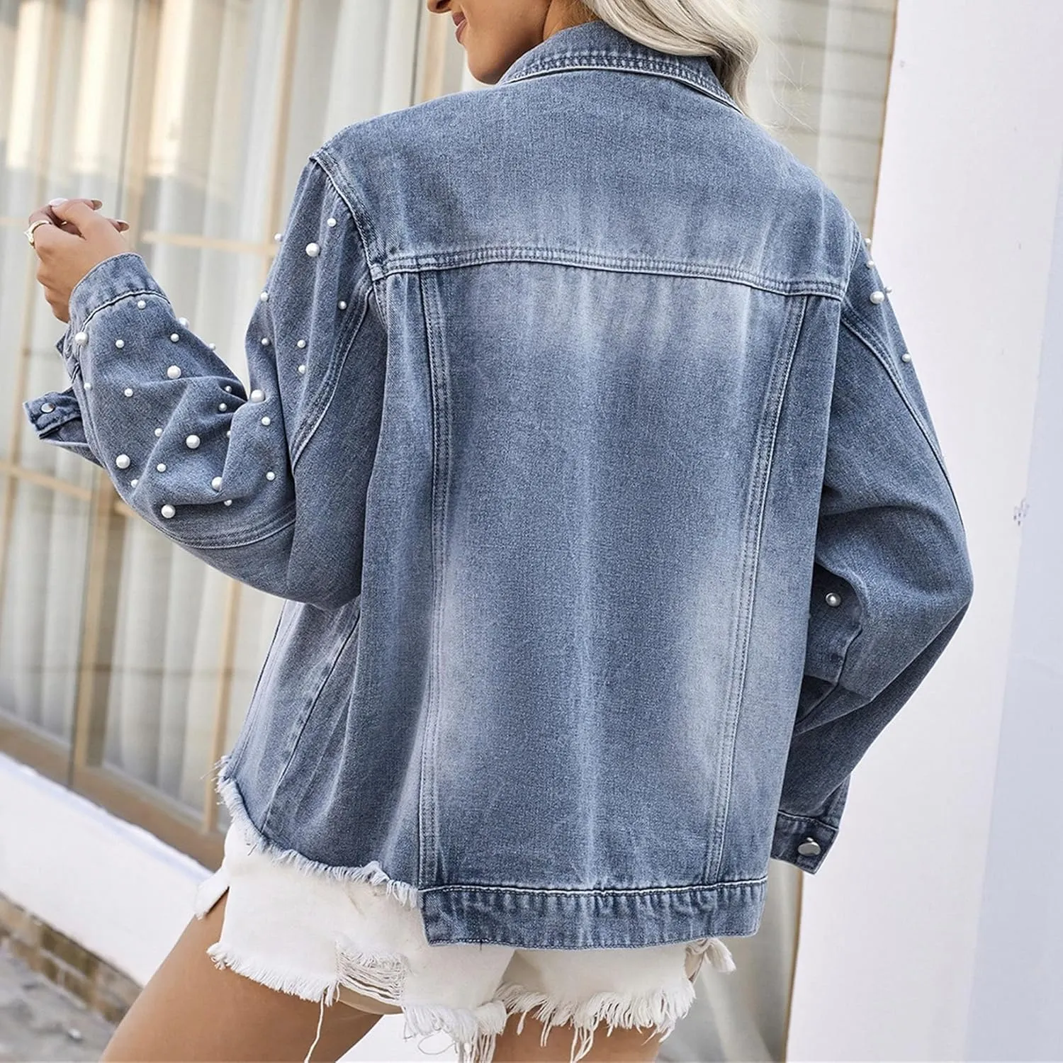 Women's Pearls Denim Jacket Cropped Rhinestones Jean Jacket Coat Light Jean Jackets for Women 2025 Y2K Trendy Tops